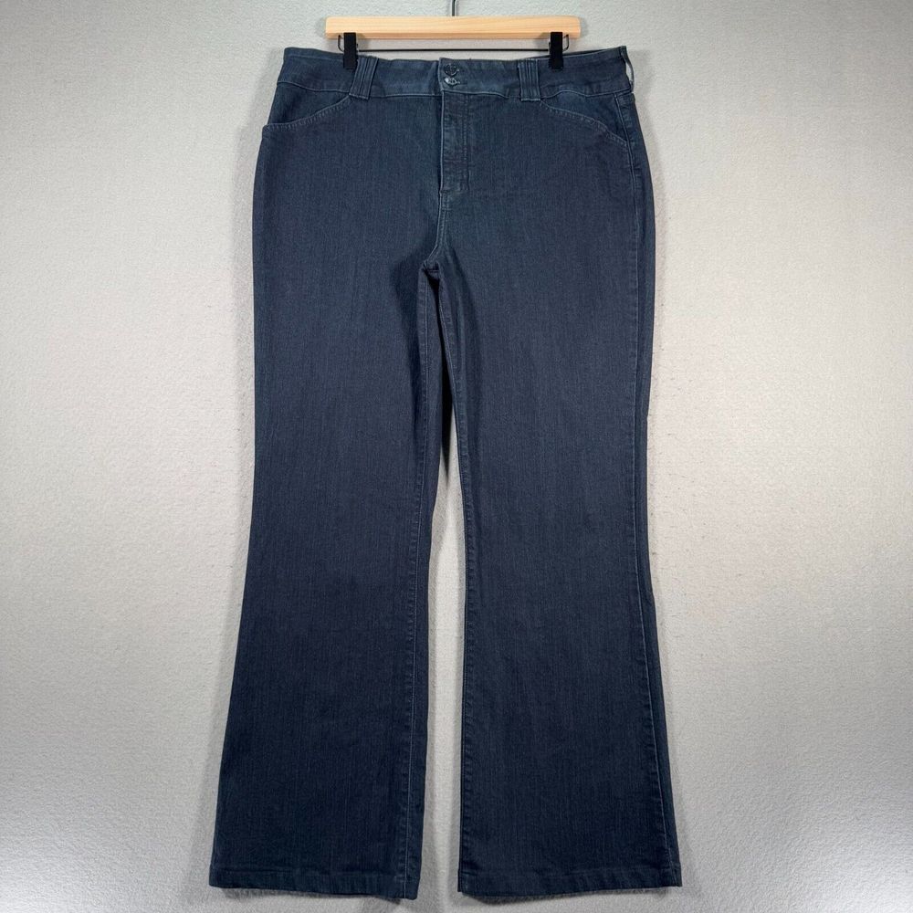 NYDJ Boot Cut Jeans Womens 18 Blue Dark Wash Indigo Denim Flare Comfort USA Made